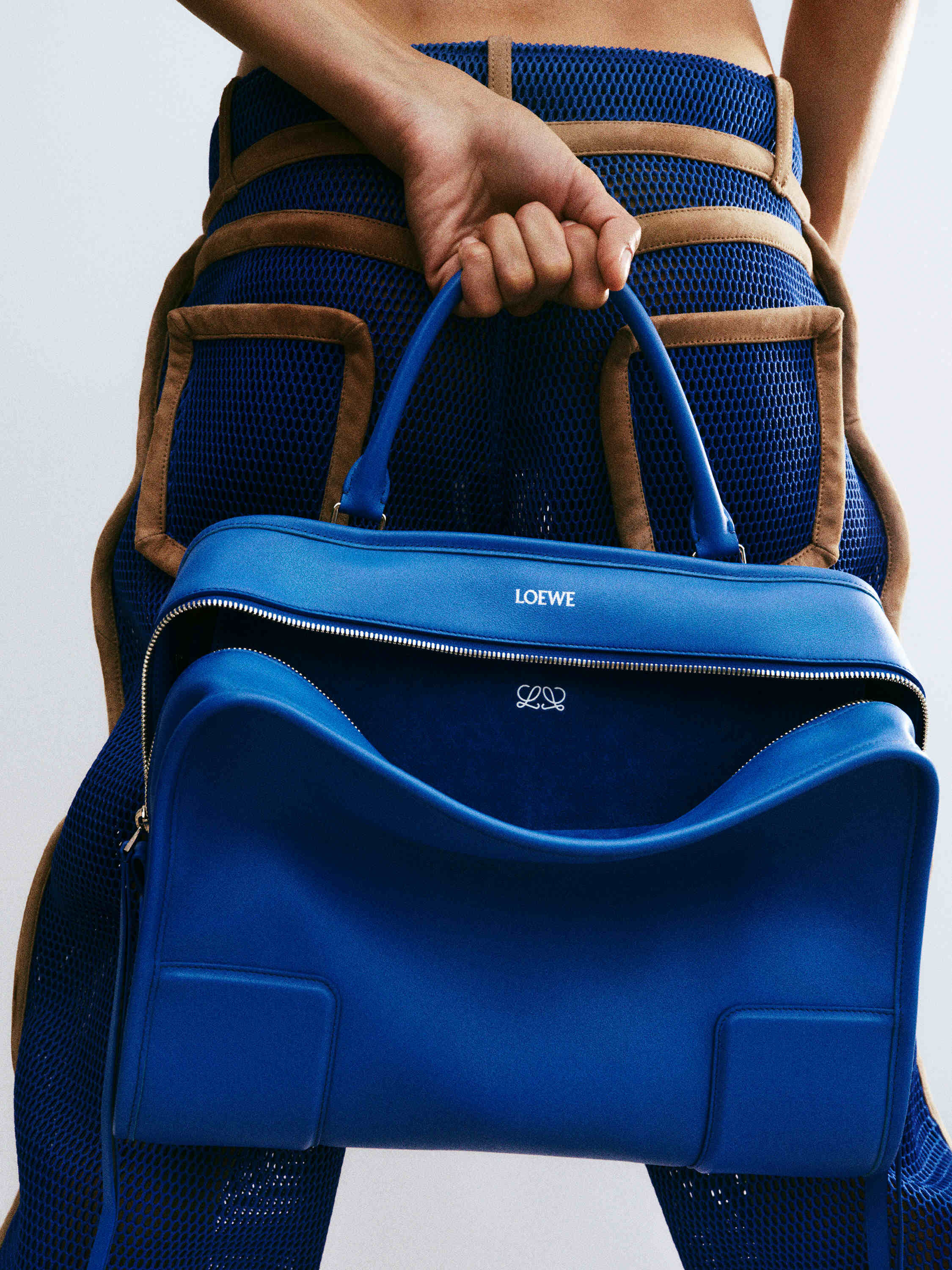 ロエベ公式オンラインストア｜LOEWE - LOEWE Japan official website